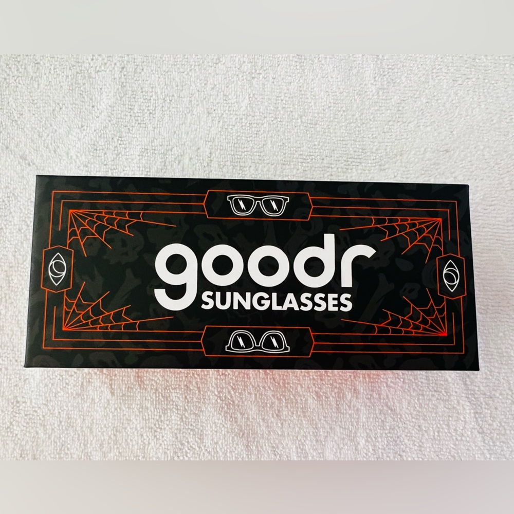 Goodr exercise the demon sunglasses - Picture 2 of 8